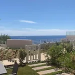 Vue Avec Piscine Chauffée
