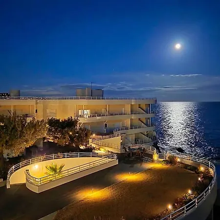 Vue Avec Piscine Chauffée Appartement Saint-Raphaël